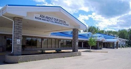 Northern Star & Convention Center * Slave Lake